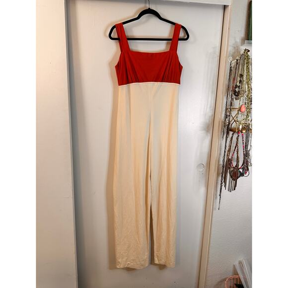 Retro 1970s Orange and Cream Jumpsuit - Picture 11 of 11